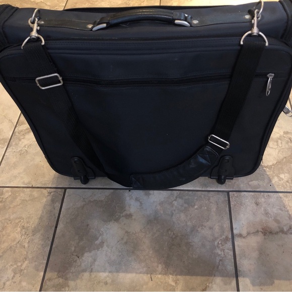 Valentino coupeau Paris  Wheeled Compact Garment Bag Suitcase, Luggage Rare Big - Picture 5 of 16
